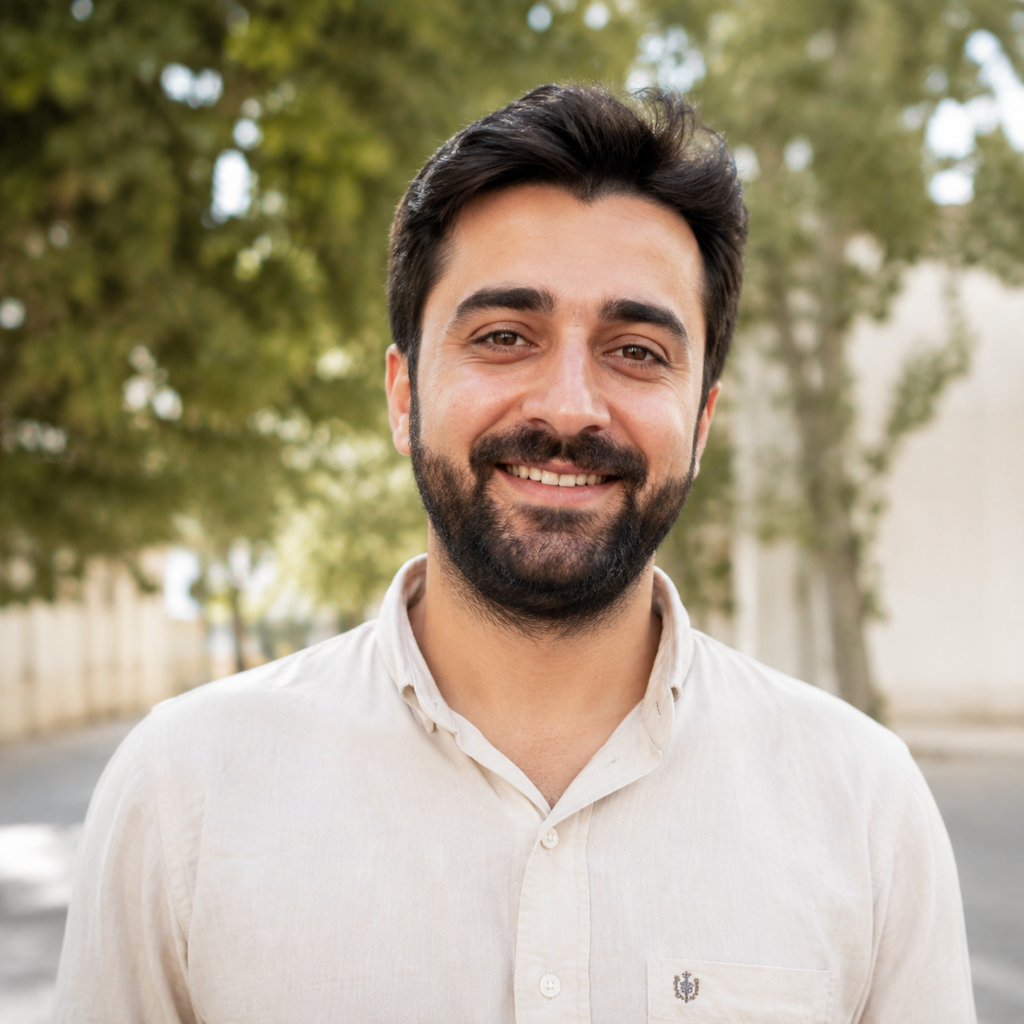 وحید اسدی